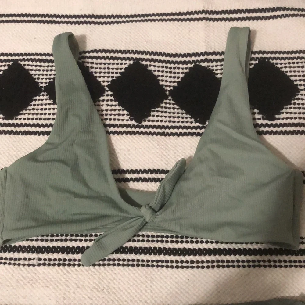 Bikini set - Picture 2 of 6